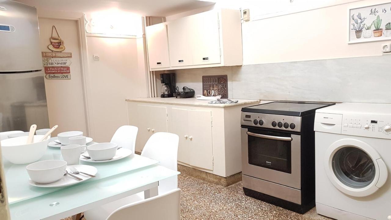 Olive Apartment- Athens Center, 4 Bd, 1.5 Bath Εξωτερικό φωτογραφία