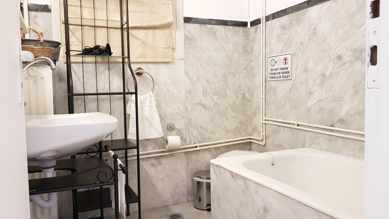 Olive Apartment- Athens Center, 4 Bd, 1.5 Bath Εξωτερικό φωτογραφία