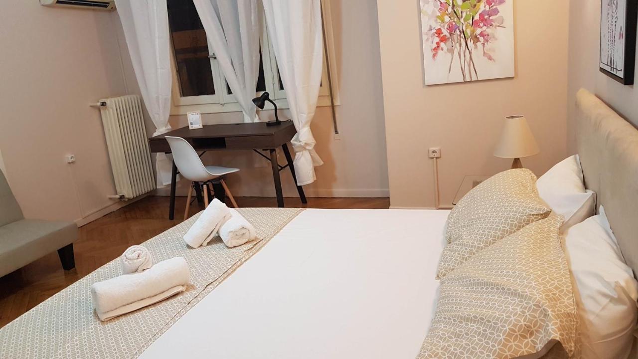 Olive Apartment- Athens Center, 4 Bd, 1.5 Bath Εξωτερικό φωτογραφία